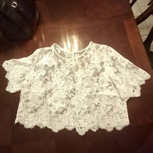 Elegant White Lace Women’s Top